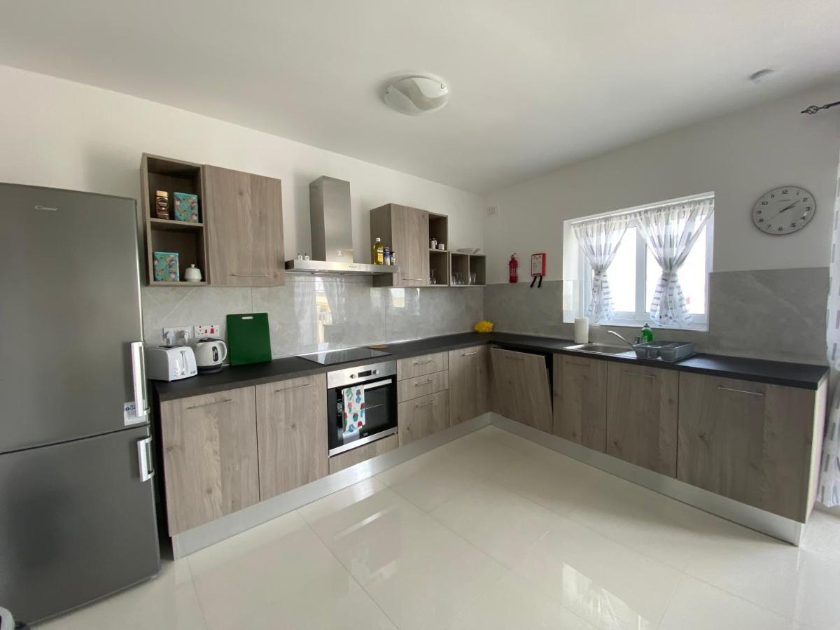 Sunshine Apartments Mellieha - Modern Three Bedroom Apartment - Apt No 1 Eksteriør billede