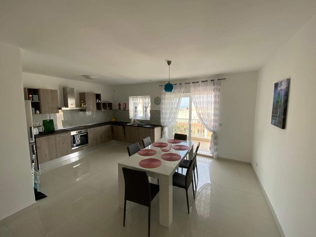 Sunshine Apartments Mellieha - Modern Three Bedroom Apartment - Apt No 1 Eksteriør billede